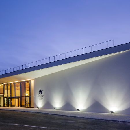 Evolutee Hotel Óbidos Exterior foto The new building of the University of Applied Sciences