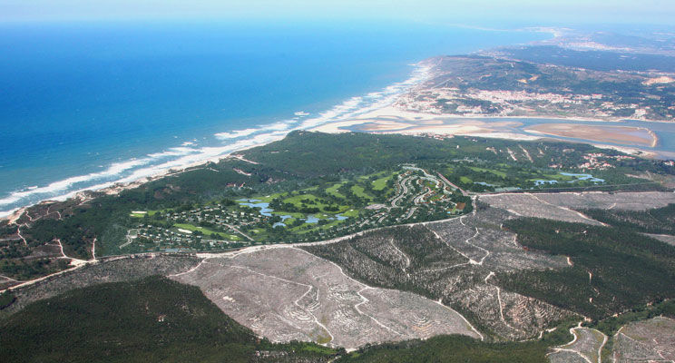 Evolutee Hotel Óbidos Exterior foto Aerial view of the golf course