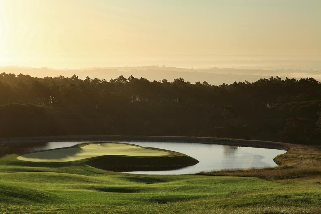 Evolutee Hotel Óbidos Exterior foto 18th hole at the Links at Spanish Bay