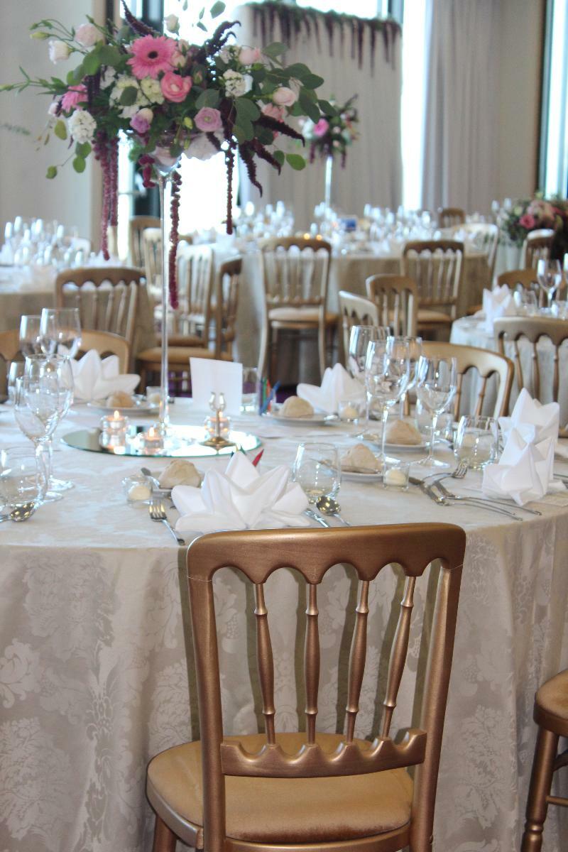 Evolutee Hotel Óbidos Exterior foto Banqueting table at a wedding reception